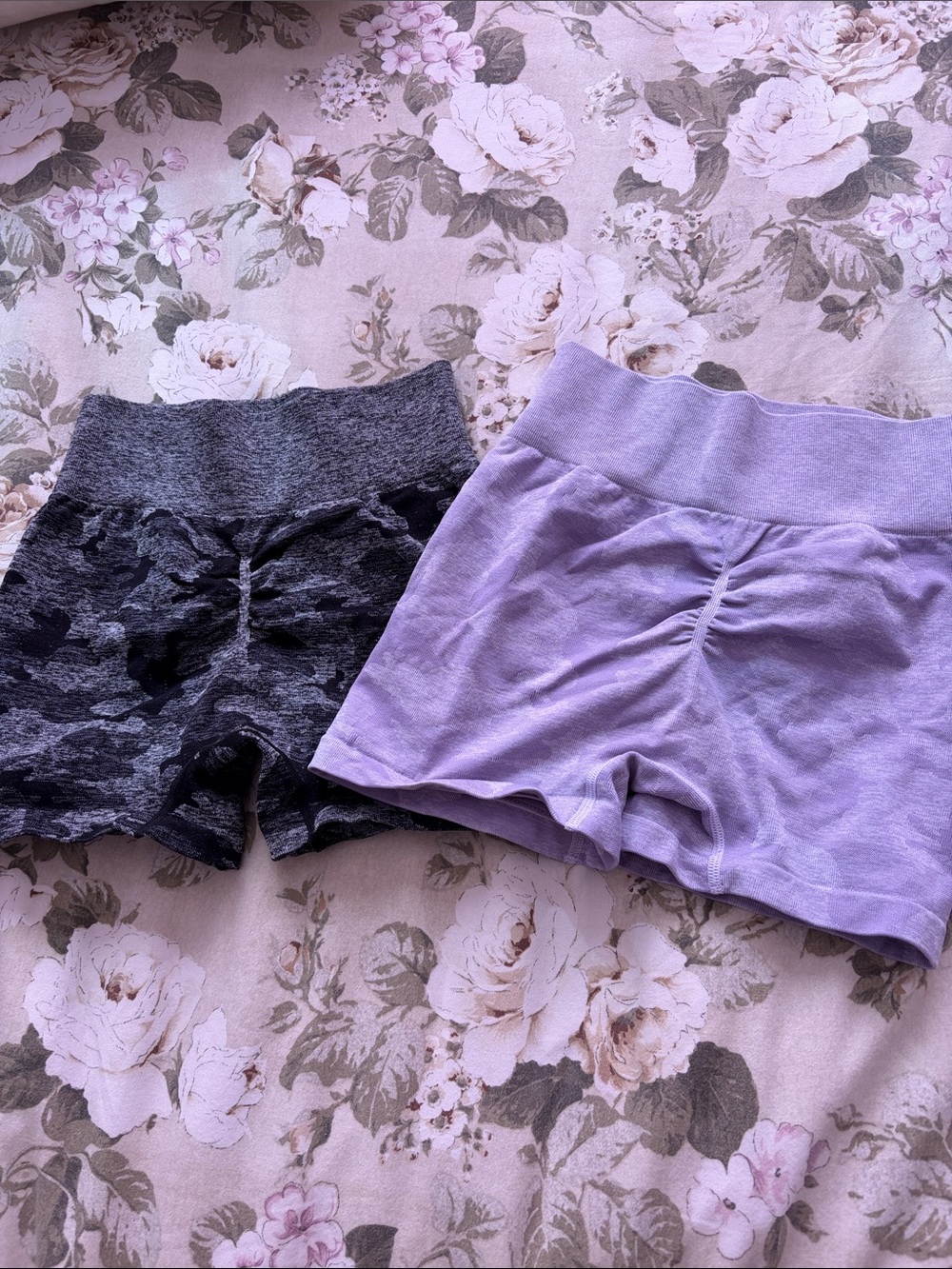 Camo High-Waist Yoga Shorts - Lavender and Charcoal Set